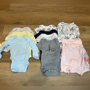 Newborn Clothing Bundle – 9 Pieces